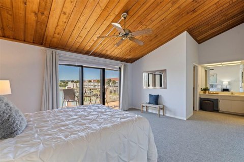 Touwnhouse à vendre à Treasure Island, Floride: 3 chambres, 172.33 m2 № 2427082 - photo 25