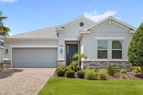 House in Clermont, Florida 4 bedrooms, 220.46 sq.m. № 2236310