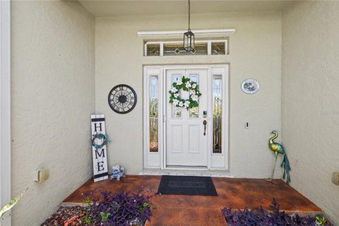 House in Port Charlotte, Florida 3 bedrooms, 197.97 sq.m. № 2147619 - photo 16