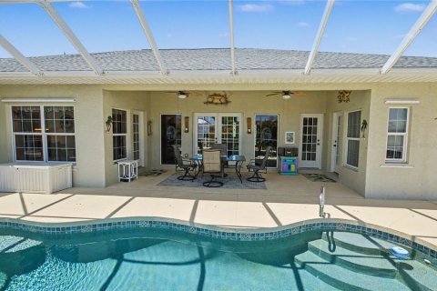 House in Port Charlotte, Florida 3 bedrooms, 197.97 sq.m. № 2147619 - photo 14