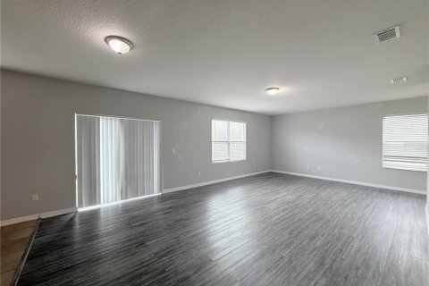 Villa ou maison à louer à Clermont, Floride: 4 chambres, 225.47 m2 № 2397058 - photo 7