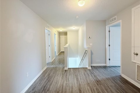 Villa ou maison à louer à Clermont, Floride: 4 chambres, 225.47 m2 № 2397058 - photo 17
