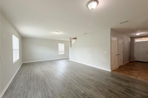 Villa ou maison à louer à Clermont, Floride: 4 chambres, 225.47 m2 № 2397058 - photo 14