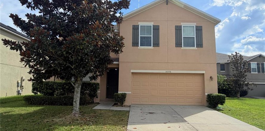 Villa ou maison à Clermont, Floride 4 chambres, 225.47 m2 № 2397058