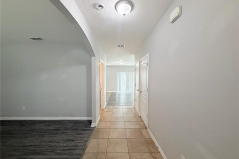 Villa ou maison à louer à Clermont, Floride: 4 chambres, 225.47 m2 № 2397058 - photo 5