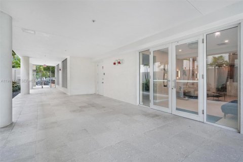 Copropriété à louer à Miami Beach, Floride: 2 chambres, 145.58 m2 № 2256136 - photo 5