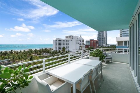 Copropriété à louer à Miami Beach, Floride: 2 chambres, 145.58 m2 № 2256136 - photo 26