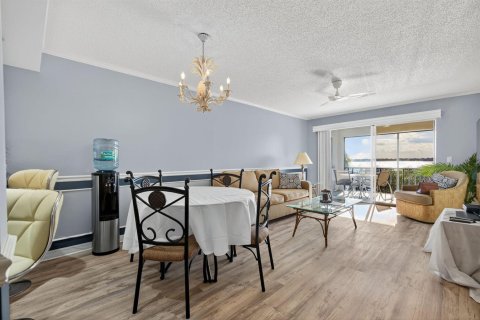 Copropriété à vendre à Stuart, Floride: 2 chambres, 90.12 m2 № 2082757 - photo 8