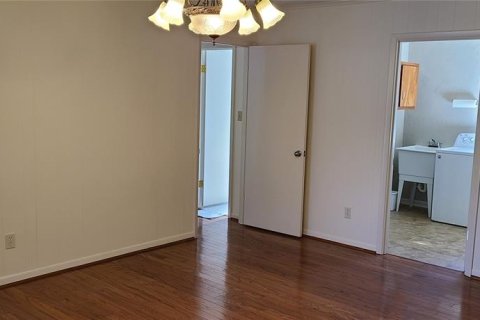 Casa en alquiler en Gainesville, Florida, 3 dormitorios, 158.68 m2 № 1743570 - foto 5
