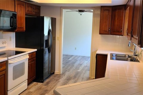 Casa en alquiler en Gainesville, Florida, 3 dormitorios, 158.68 m2 № 1743570 - foto 4