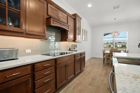 House in Winter Garden, Florida 5 bedrooms, 271.92 sq.m. № 1826227 - photo 16