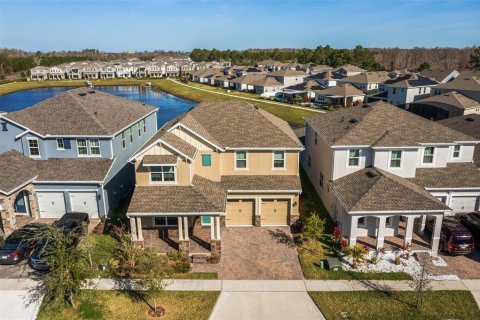 House in Winter Garden, Florida 5 bedrooms, 271.92 sq.m. № 1826227 - photo 2