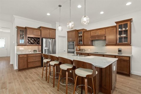 House in Winter Garden, Florida 5 bedrooms, 271.92 sq.m. № 1826227 - photo 18