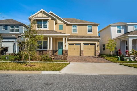 House in Winter Garden, Florida 5 bedrooms, 271.92 sq.m. № 1826227 - photo 1