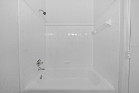 Condo in Tampa, Florida, 3 bedrooms  № 1378500 - photo 11