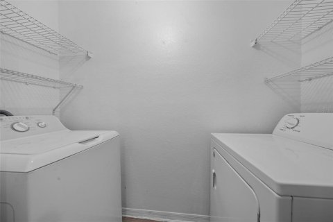 Condo in Tampa, Florida, 3 bedrooms  № 1378500 - photo 16