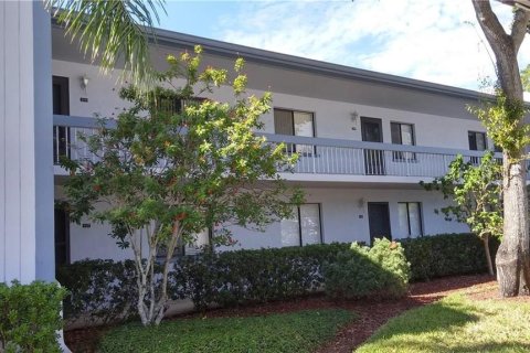 Condominio en alquiler en Oldsmar, Florida, 2 dormitorios, 101.64 m2 № 1790008 - foto 1