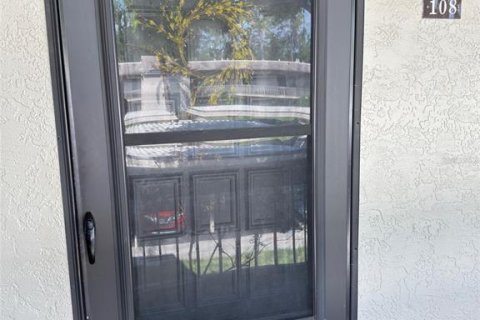 Condominio en alquiler en Oldsmar, Florida, 2 dormitorios, 101.64 m2 № 1790008 - foto 3