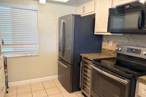 Condominio en alquiler en Oldsmar, Florida, 2 dormitorios, 101.64 m2 № 1790008 - foto 12