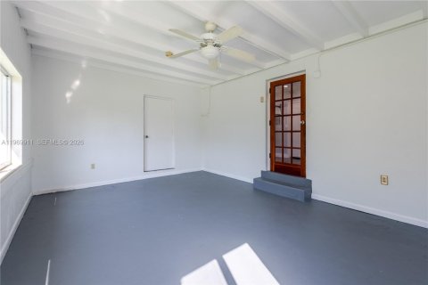 House in Dania Beach, Florida 3 bedrooms, 144 sq.m. № 2030698 - photo 26