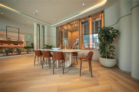 Copropriété à louer à Miami, Floride: 2 chambres № 2404099 - photo 18