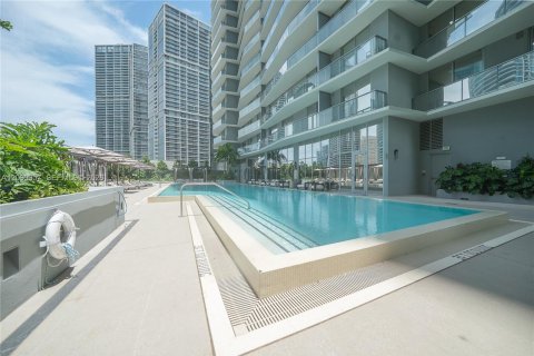Copropriété à louer à Miami, Floride: 2 chambres № 2404099 - photo 17