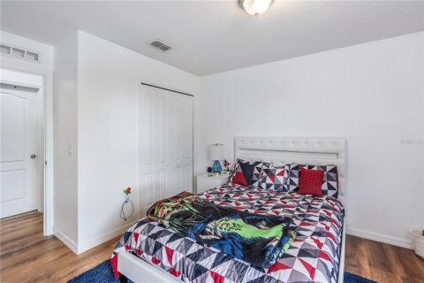 Villa ou maison à vendre à Kissimmee, Floride: 4 chambres, 179.12 m2 № 2349484 - photo 13