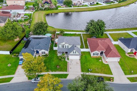 Villa ou maison à vendre à Kissimmee, Floride: 4 chambres, 179.12 m2 № 2349484 - photo 27