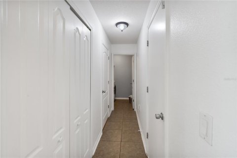 Villa ou maison à vendre à Kissimmee, Floride: 4 chambres, 179.12 m2 № 2349484 - photo 10
