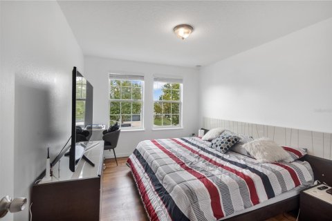 Villa ou maison à vendre à Kissimmee, Floride: 4 chambres, 179.12 m2 № 2349484 - photo 12