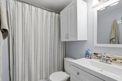 Villa ou maison à vendre à Tampa, Floride: 4 chambres, 112.97 m2 № 2341651 - photo 26