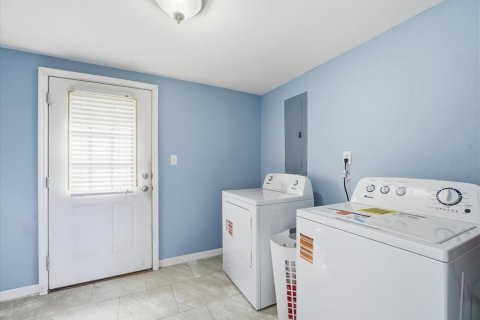 Villa ou maison à vendre à Tampa, Floride: 4 chambres, 112.97 m2 № 2341651 - photo 27