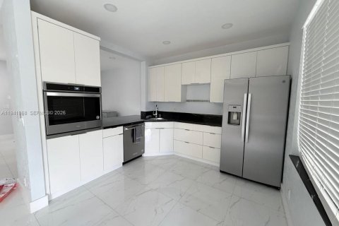 Appartement à louer à Pembroke Pines, Floride: 3 chambres, 128.11 m2 № 1998728 - photo 9