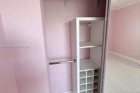 Appartement à louer à Pembroke Pines, Floride: 3 chambres, 128.11 m2 № 1998728 - photo 13