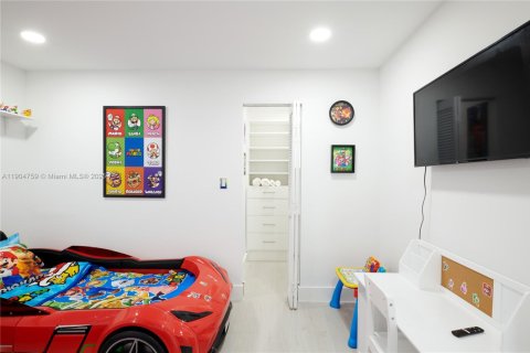 Купить виллу или дом в Майами, Флорида 4 спальни, 206.24м2, № 1955870 - фото 30