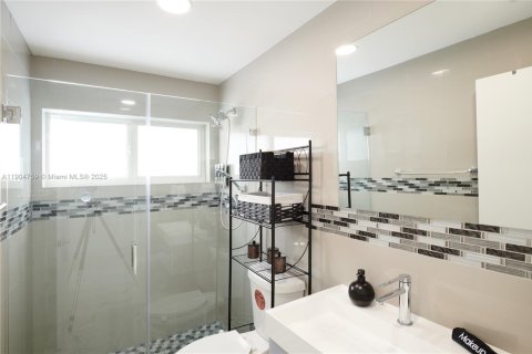 Купить виллу или дом в Майами, Флорида 4 спальни, 206.24м2, № 1955870 - фото 22