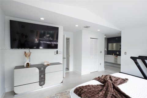 Купить виллу или дом в Майами, Флорида 4 спальни, 206.24м2, № 1955870 - фото 20