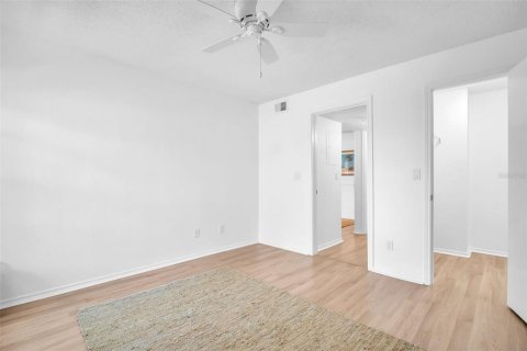 Condominio en venta en Saint Petersburg, Florida, 2 dormitorios, 78.78 m2 № 1880955 - foto 21