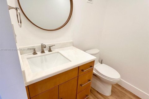 Copropriété à louer à Miami Beach, Floride: 1 chambre, 93.37 m2 № 1945172 - photo 5