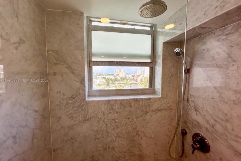 Copropriété à louer à Miami Beach, Floride: 1 chambre, 93.37 m2 № 1945172 - photo 7
