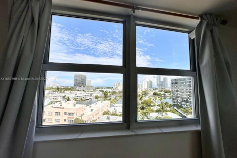 Copropriété à louer à Miami Beach, Floride: 1 chambre, 93.37 m2 № 1945172 - photo 16