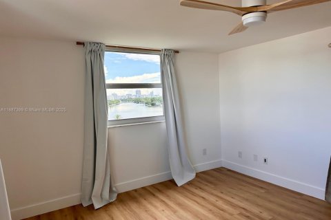 Copropriété à louer à Miami Beach, Floride: 1 chambre, 93.37 m2 № 1945172 - photo 19