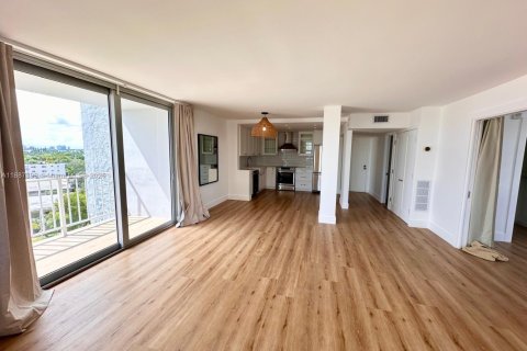 Copropriété à louer à Miami Beach, Floride: 1 chambre, 93.37 m2 № 1945172 - photo 4