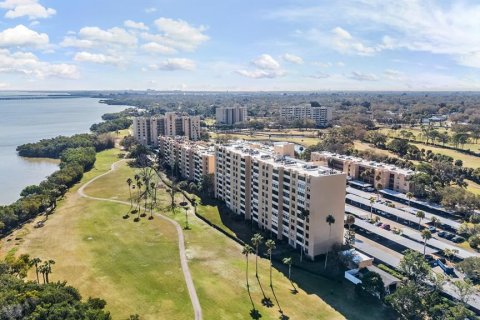 Condo in Clearwater, Florida, 2 bedrooms № 2105884 - photo 25