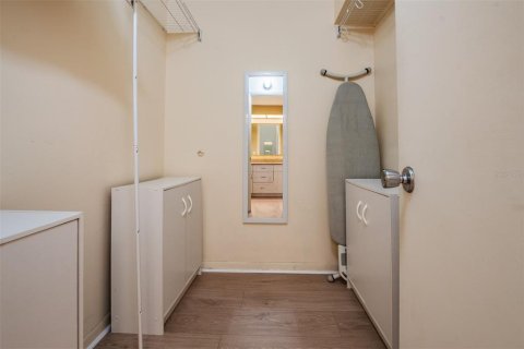 Condo in Clearwater, Florida, 2 bedrooms № 2105884 - photo 20