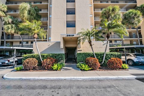 Condo in Clearwater, Florida, 2 bedrooms № 2105884 - photo 2