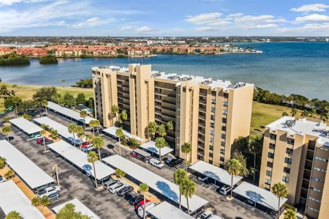 Condo in Clearwater, Florida, 2 bedrooms № 2105884 - photo 26