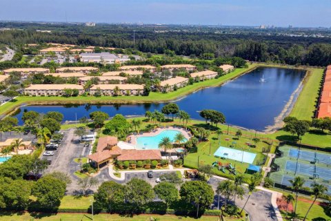 Casa en venta en West Palm Beach, Florida, 3 dormitorios, 166.85 m2 № 2273453 - foto 25
