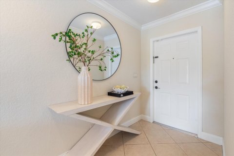 Casa en venta en West Palm Beach, Florida, 3 dormitorios, 166.85 m2 № 2273453 - foto 2