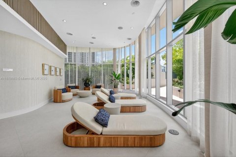 Copropriété à louer à Miami, Floride: 1 chambre, 98.38 m2 № 1929147 - photo 23